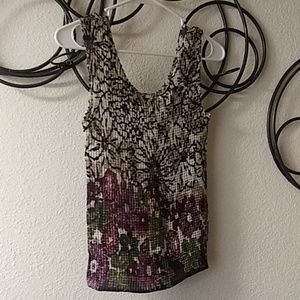 Light and comfortable summer top